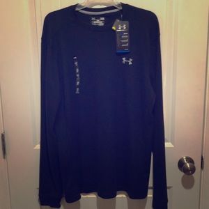 Men’s Under Armour cold gear size Large